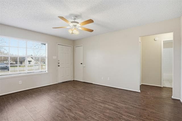 Building Photo - 1116 Hanover St