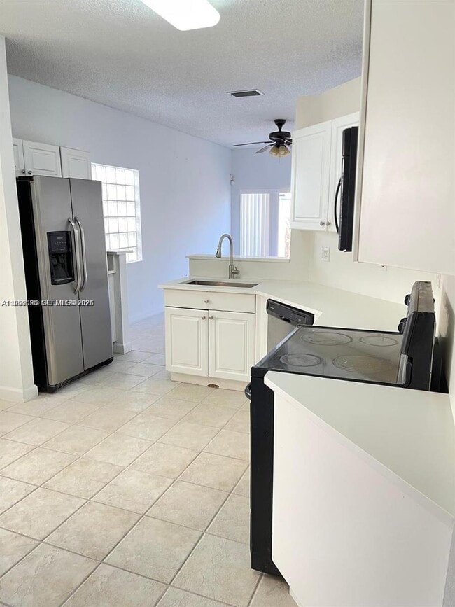 Building Photo - 8784 SW 213th Ln