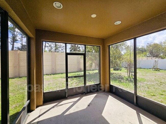 Building Photo - 6302 Magnolia Park Blvd