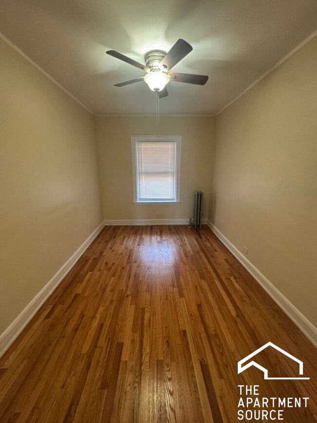 Building Photo - 6214 N Mozart St