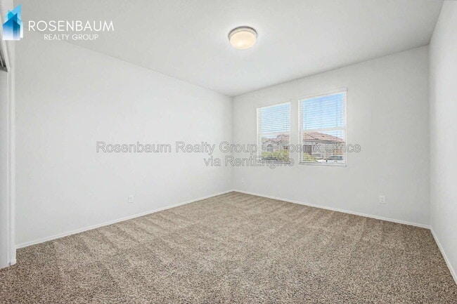 Building Photo - 41917 W Manderas Ln