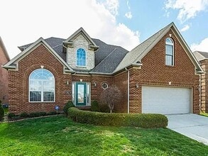 Building Photo - Beautiful 4 Bed in Hamburg!