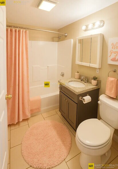 Building Photo - 66 Egmont St