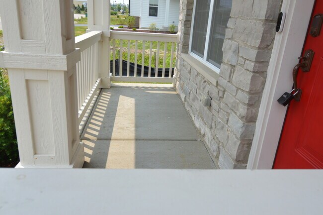 Building Photo - 124 Roman Ln
