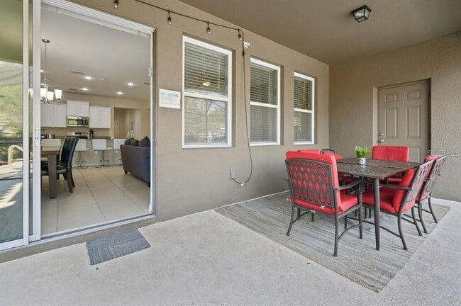 Building Photo - 5276 Oakbourne Ave