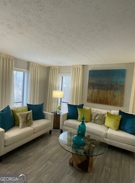 Building Photo - 2845 Holcomb Bridge Rd