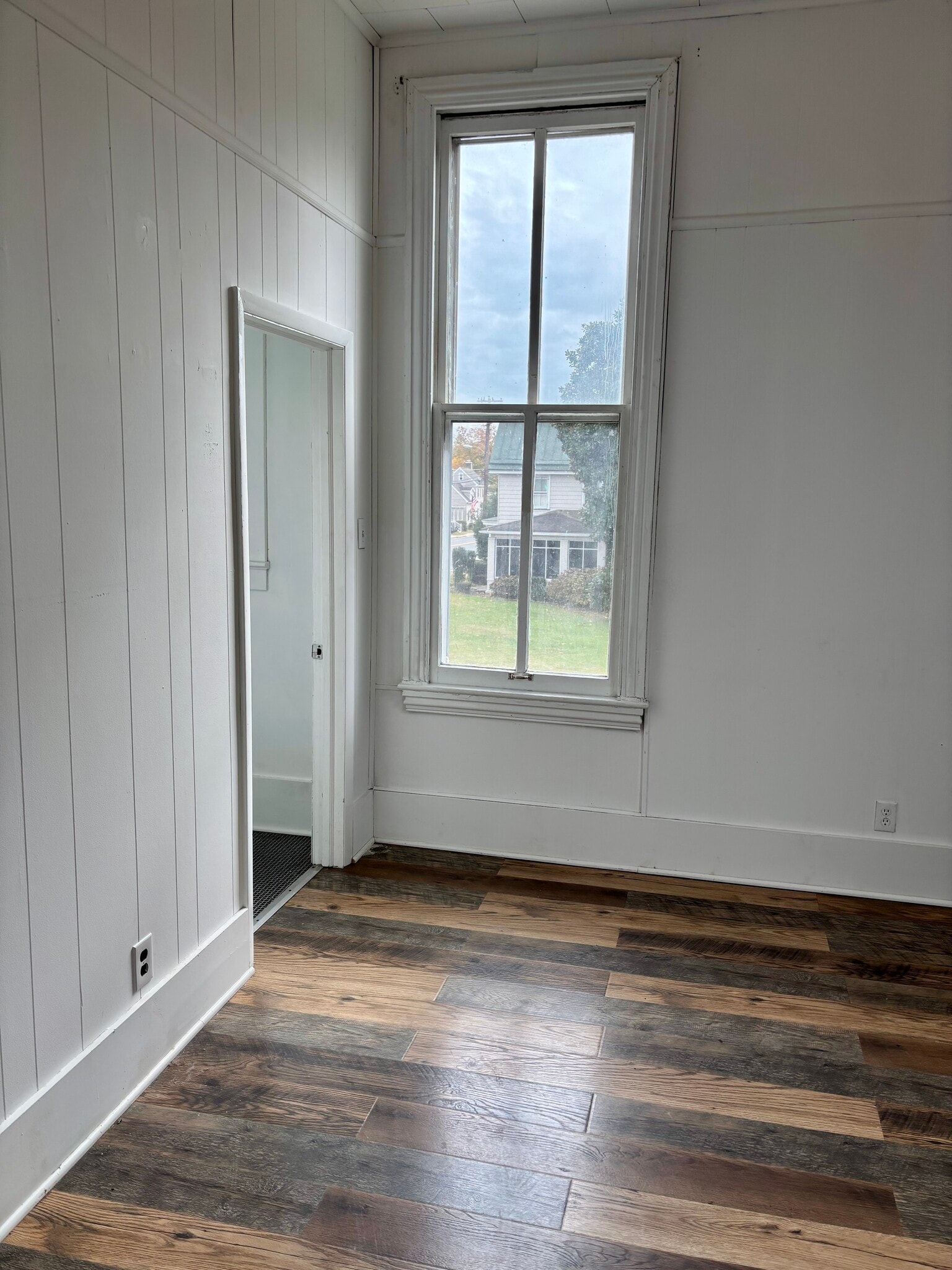 Building Photo - 7 S Greenwich St