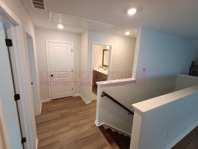 Building Photo - 19 Tansey Ct