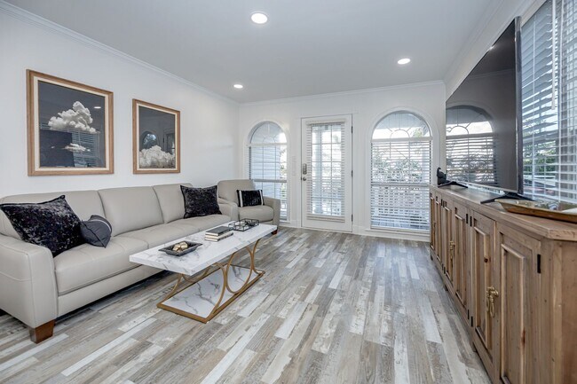 Building Photo - 1102 Stanfield Point Rd