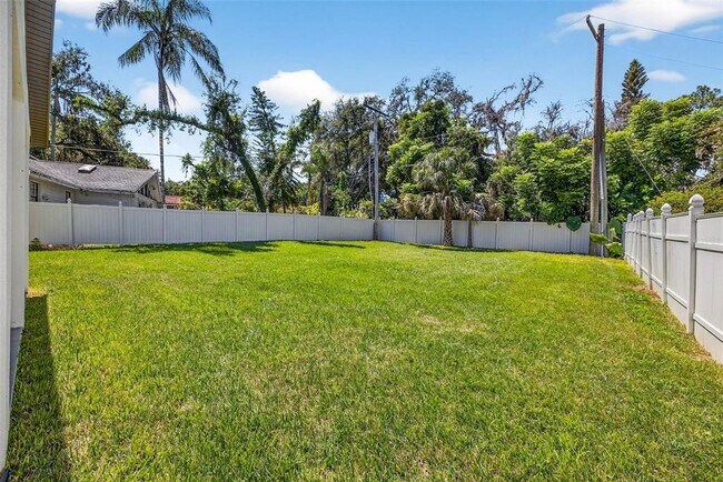 Building Photo - 216 N Glen Arven Ave