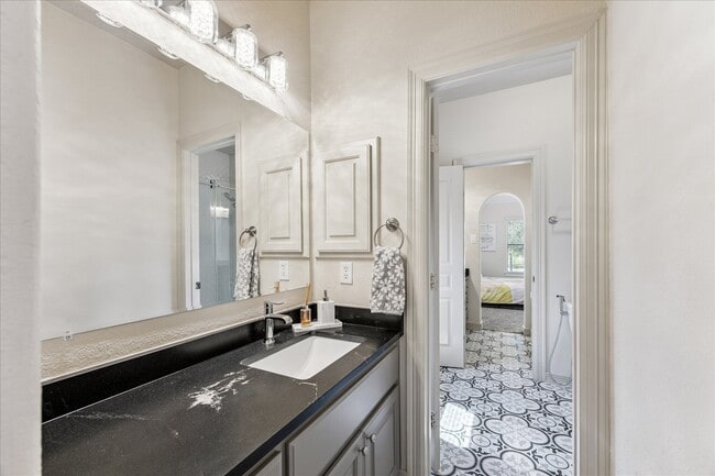 Building Photo - 23018 Catalina Harbor Ct