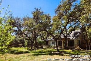 Building Photo - 9810 Park Dr
