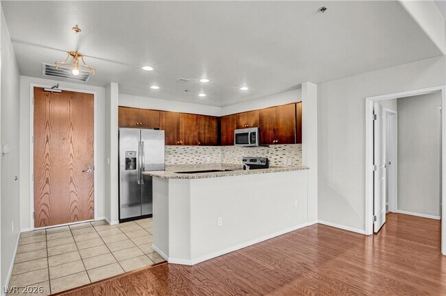 Building Photo - 8255 S Las Vegas Blvd