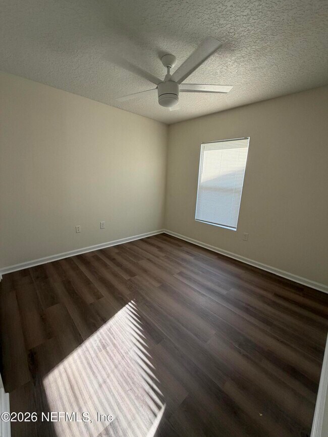 Building Photo - 1418 Manotak Point Dr