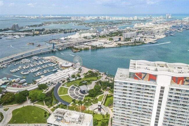 Building Photo - 50 Biscayne Blvd