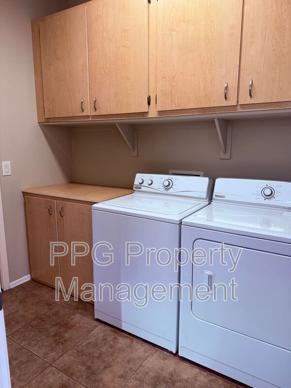 Building Photo - 18252 W Buena Vista Dr