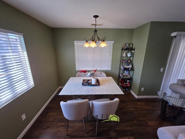 Building Photo - 1439 Trouville Ln