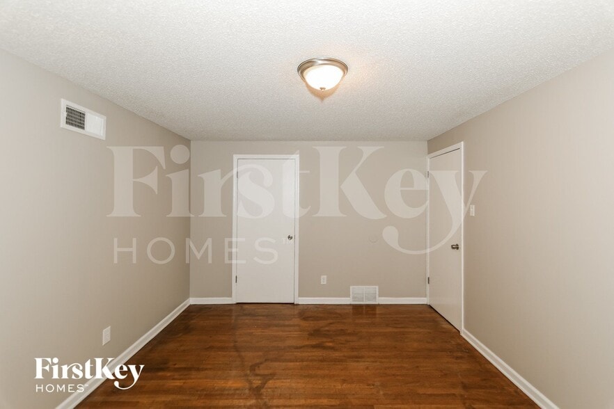 Building Photo - 4769 S Milnor Dr