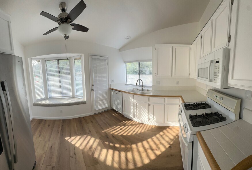 Building Photo - 22930 Banyan Pl