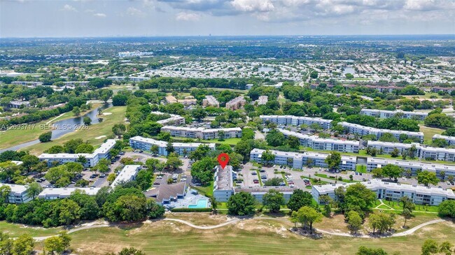 Building Photo - 8390 Sands Point Blvd
