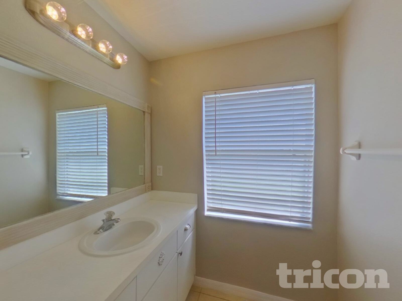 Building Photo - 13235 Moonflower Ct