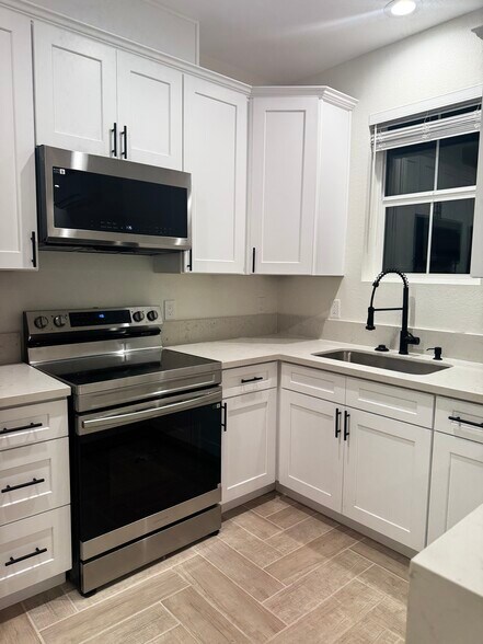 Building Photo - 3120 Toopal Dr