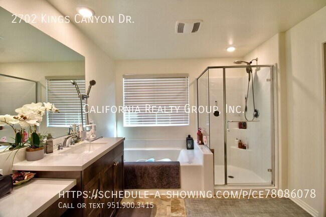 Building Photo - 2702 Kings Cyn Dr