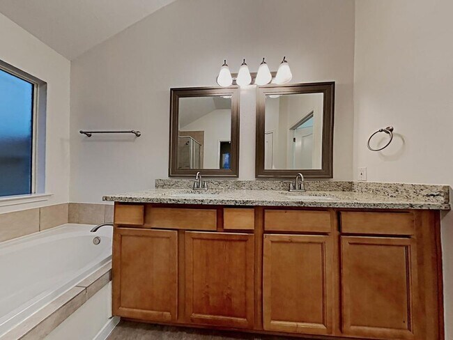 Building Photo - 30114 Saw Oaks Dr