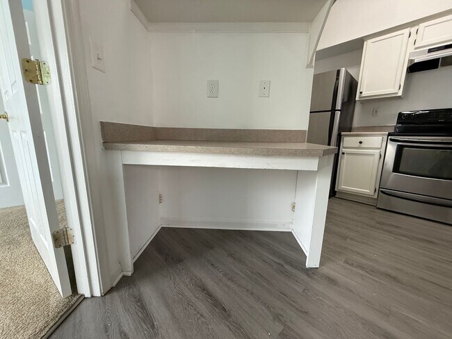 Building Photo - 925 Dorchester Pl