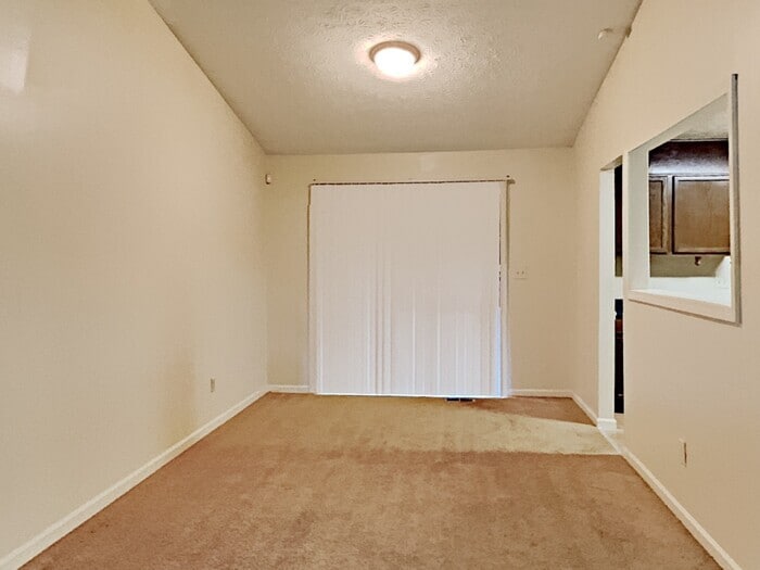 Building Photo - 8401 Beechwood Trce