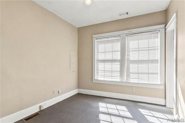 Building Photo - 2209 13th Street