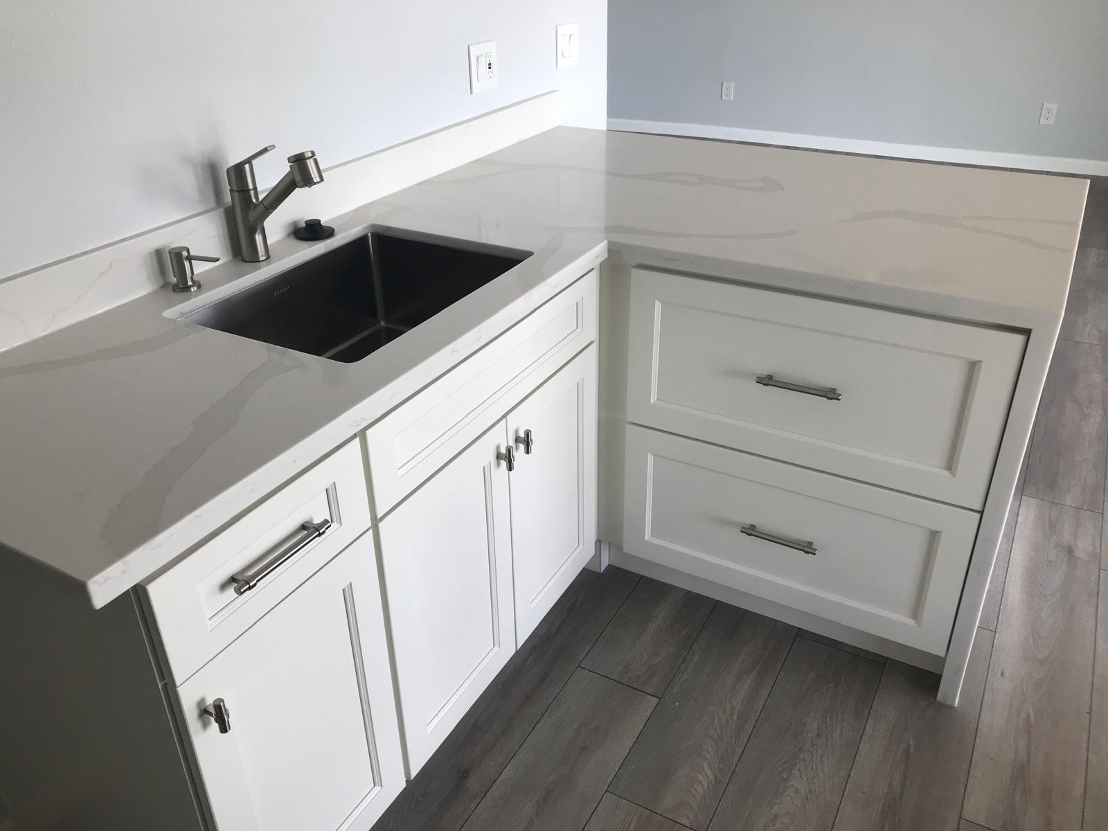 Building Photo - 520 Fathom Dr