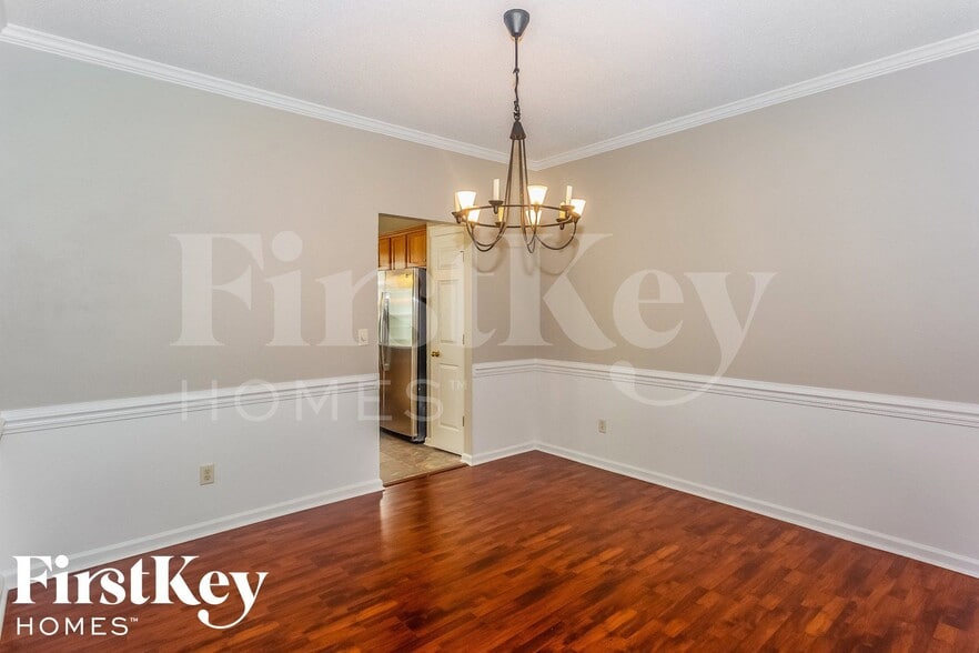 Building Photo - 5829 Falls Ridge Ln