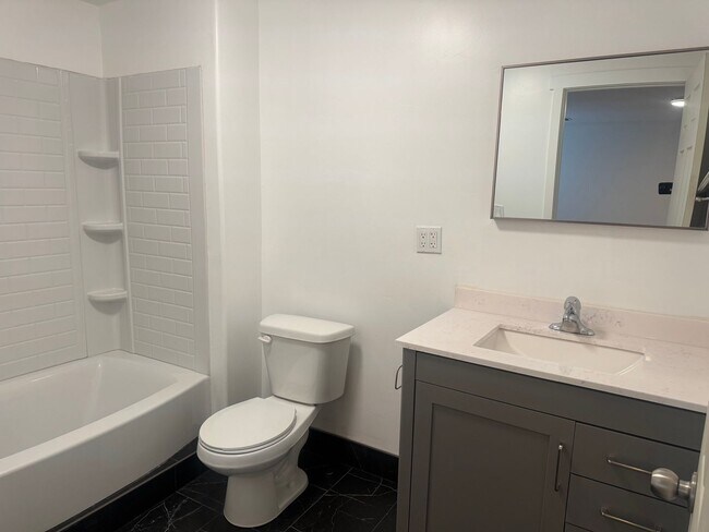 Building Photo - Beautiful Lehi townhome for rent!