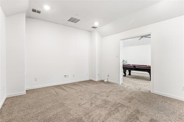 Building Photo - 2096 Creekbluff Cir