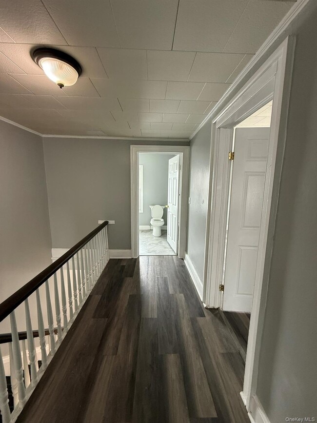 Building Photo - 7 Mulberry St