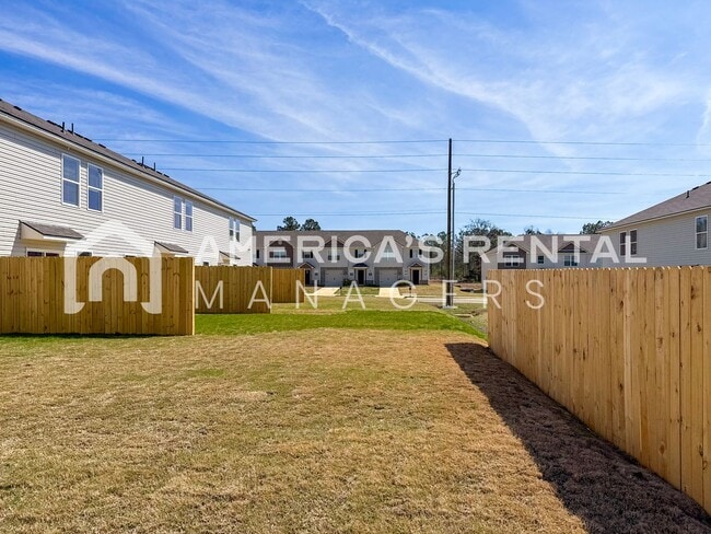 Building Photo - Escape to Lakeside Living in Lincoln! View with 48 Hours Notice!