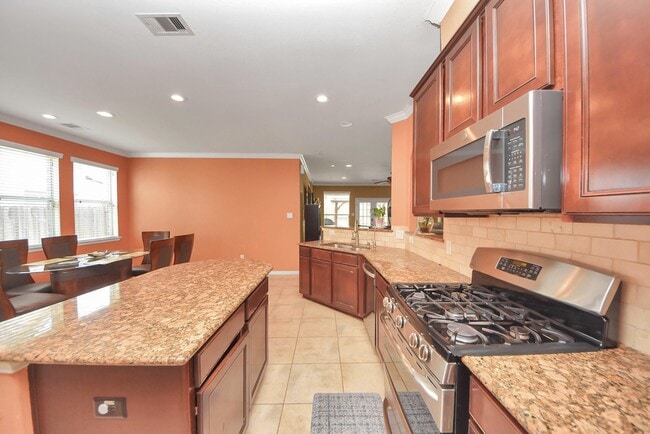 Building Photo - 12912 Southern Manor Dr