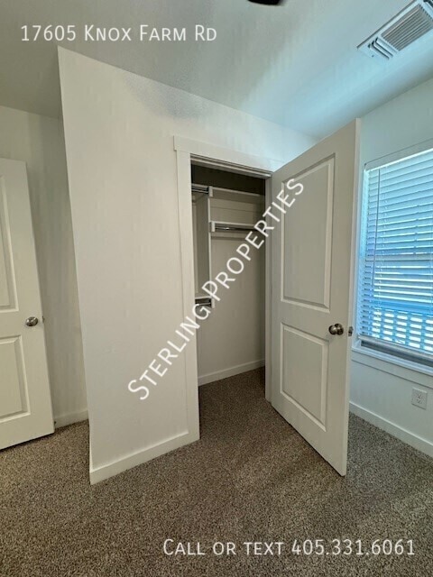 Building Photo - 17605 Knox Farm Rd