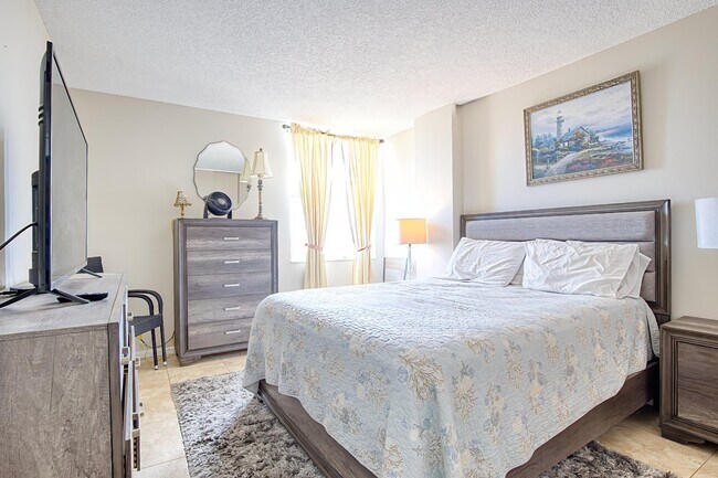 Building Photo - 111 Briny Ave