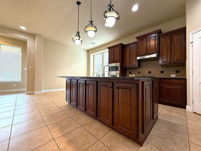 Building Photo - 27610 Dalton Bluff Ct