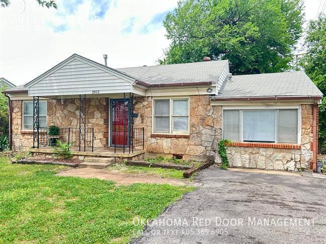 Building Photo - 2013 Epperly Dr