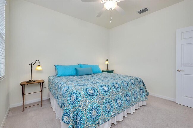 Building Photo - 10063 Crooked Crk Dr