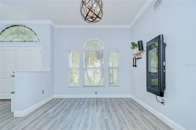 Building Photo - 9813 Woodbay Dr