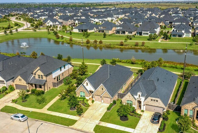 Building Photo - 29614 Mahogany View Ln