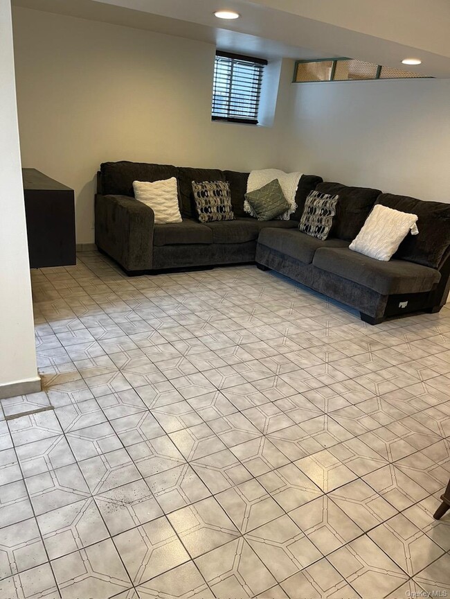 Building Photo - 21-37-37 36th St