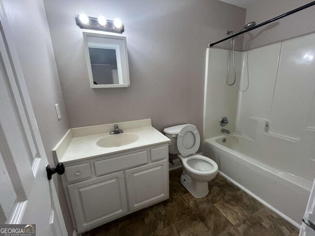 Building Photo - 545 Rustwood Dr