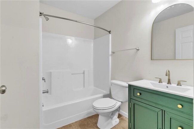 Building Photo - 305 Broadstone Dr