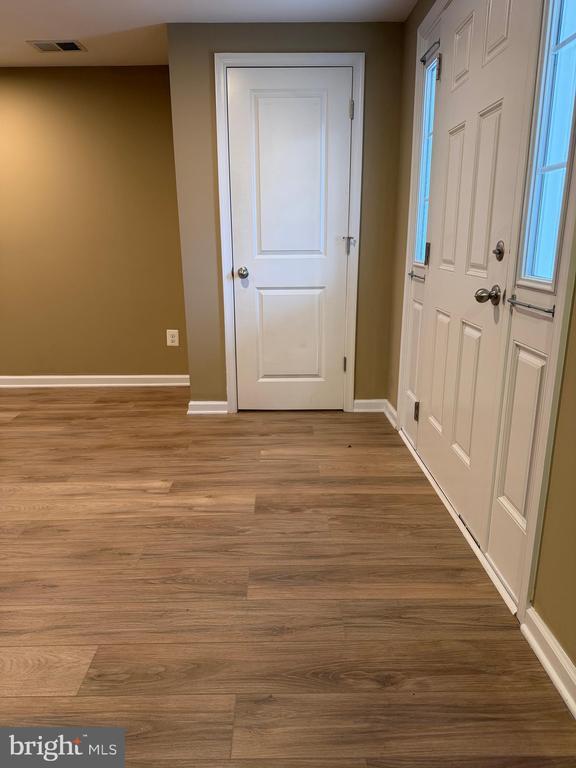 Building Photo - 2407 Saratoga Ave