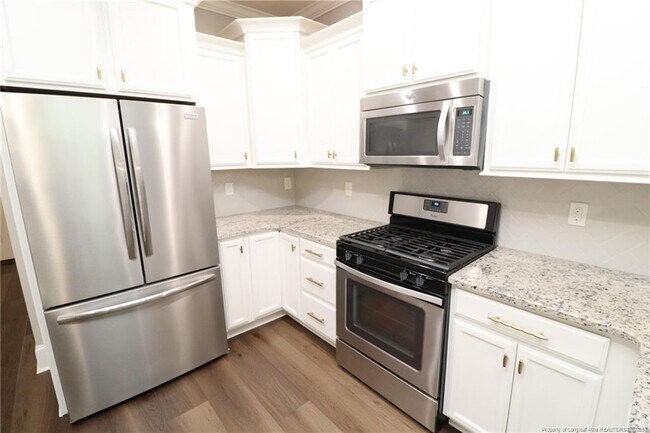 Building Photo - 2824 Plumfield Pl